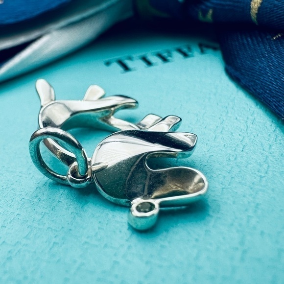 Tiffany & Co. Save the Wild Elephant Charm with Tsavorite Sterling Silver Pouch - Picture 6 of 9